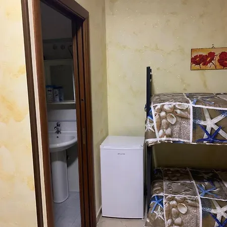 Airport Bedroom House Nocleg ze śniadaniem