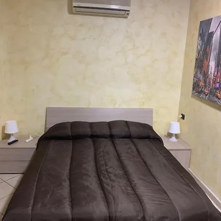 Airport Bedroom House Bed & Breakfast Catania